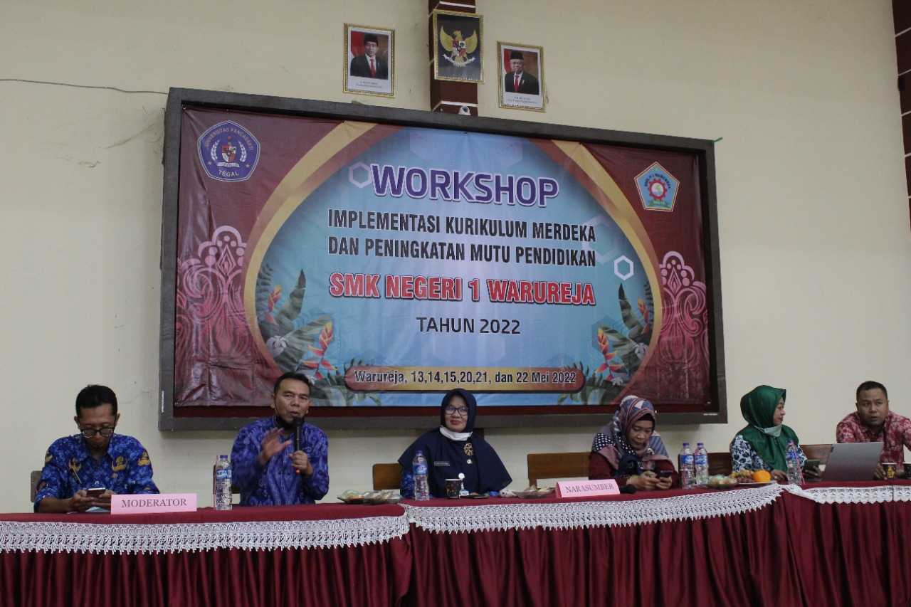 Workshop Implementasi Kurikulum Merdeka, SMK N 1 Warureja Gandeng FKIP UPS Tegal