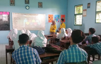 Melalui Goes To School, HMPS PPKn Gaungkan Pentingnya Pengamalan Pancasila