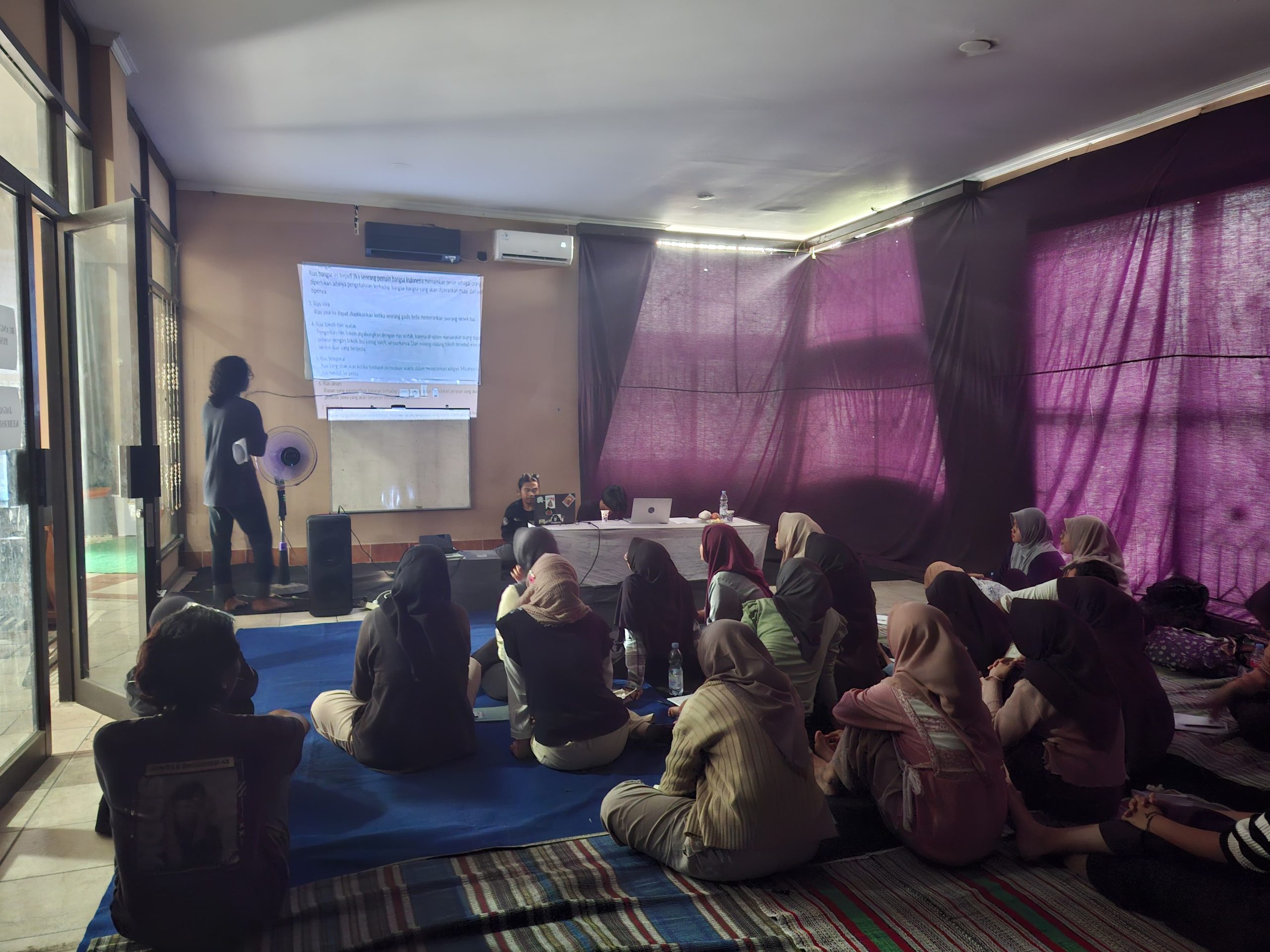 WORKSHOP TEATER AKAR FKIP ANGKATAN KE – 18