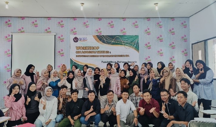 Workshop on Academic Writing Tingkatkan Kualitas Mahasiswa Pendidikan Bahasa Inggris FKIP UPS Tegal