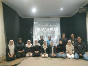 Panggung Regenerasi Berganti! Zahwa Anggita Terpilih sebagai Lurah Baru Teater Akar
