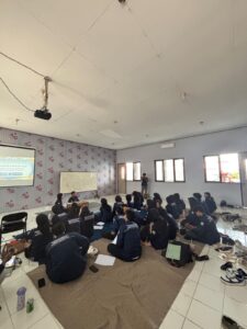 UPGRADING HMPS BK UPS Tegal Kobarkan Semangat Kebersamaan dan Kepemimpinan Generasi Muda
